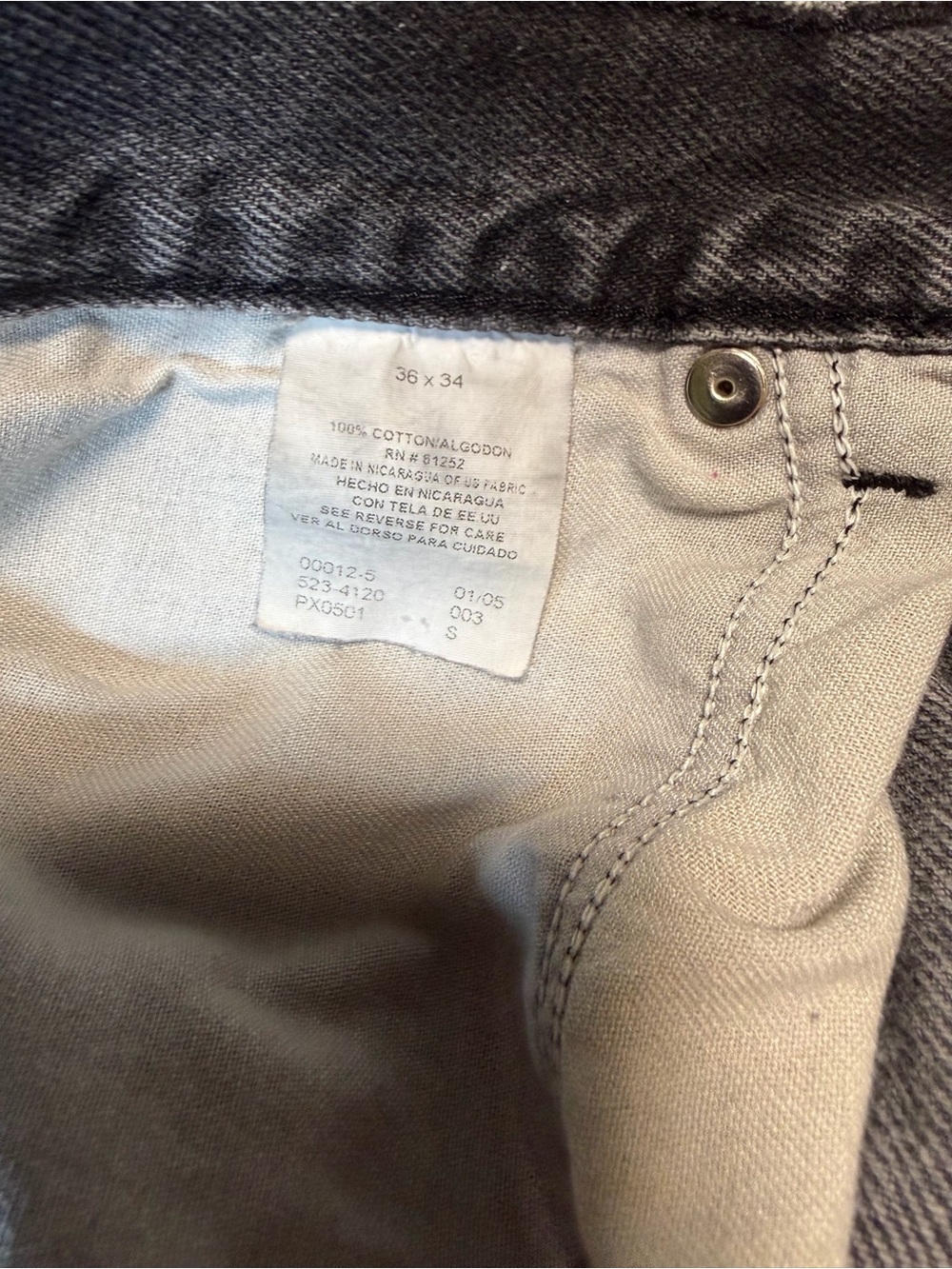 Arizona Jean Company Men's Black Washed Relaxed Jeans - Picture 9 of 9